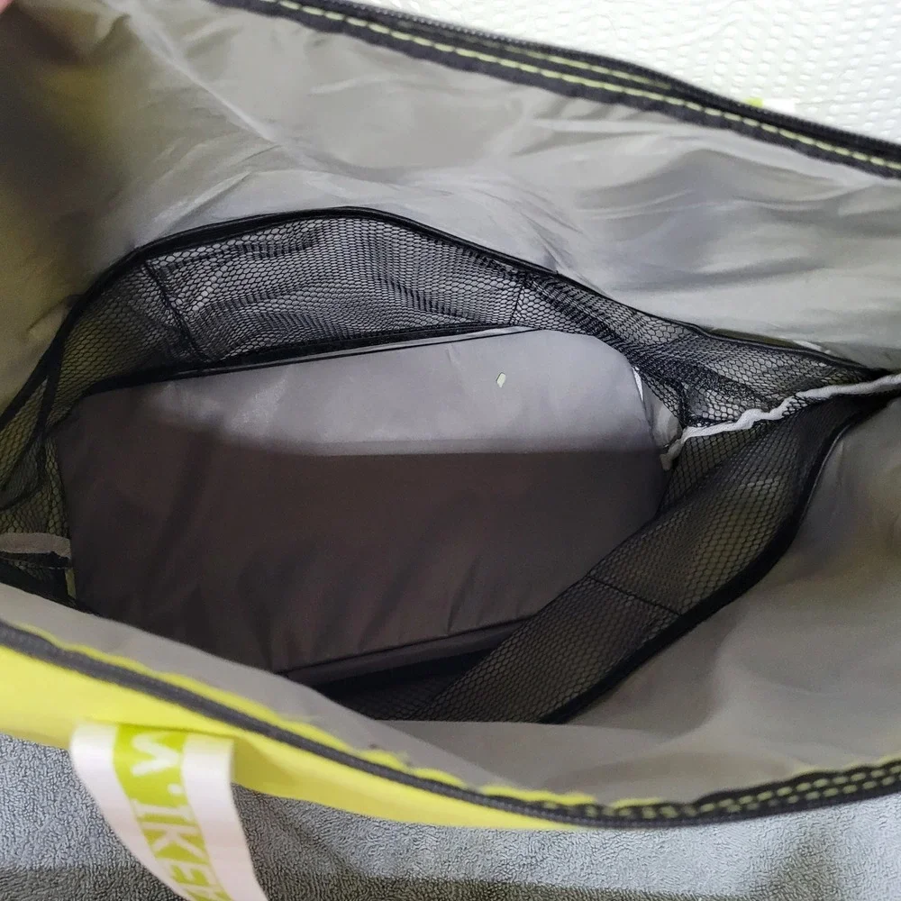 IKEA Lime Green Insulated Cooler Tote Bag Mesh Pocket Zip 901.486.05.0000